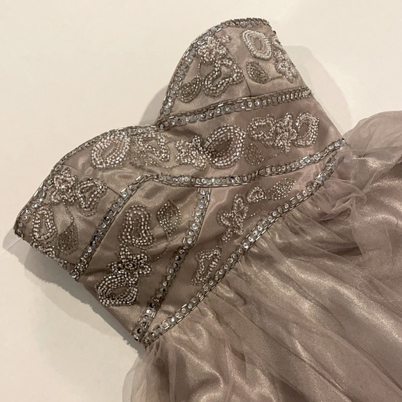 Jump Apparel evening strapless dress.(Junior Prom wear) - Picture 2 of 8